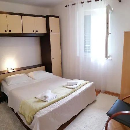 Apartment Sole E Mare Murter