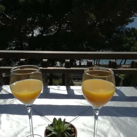 Sole E Mare Daire Murter